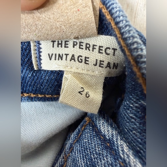 Madewell Vintage Straight-Leg Jeans in Medium Blue - Picture 6 of 11